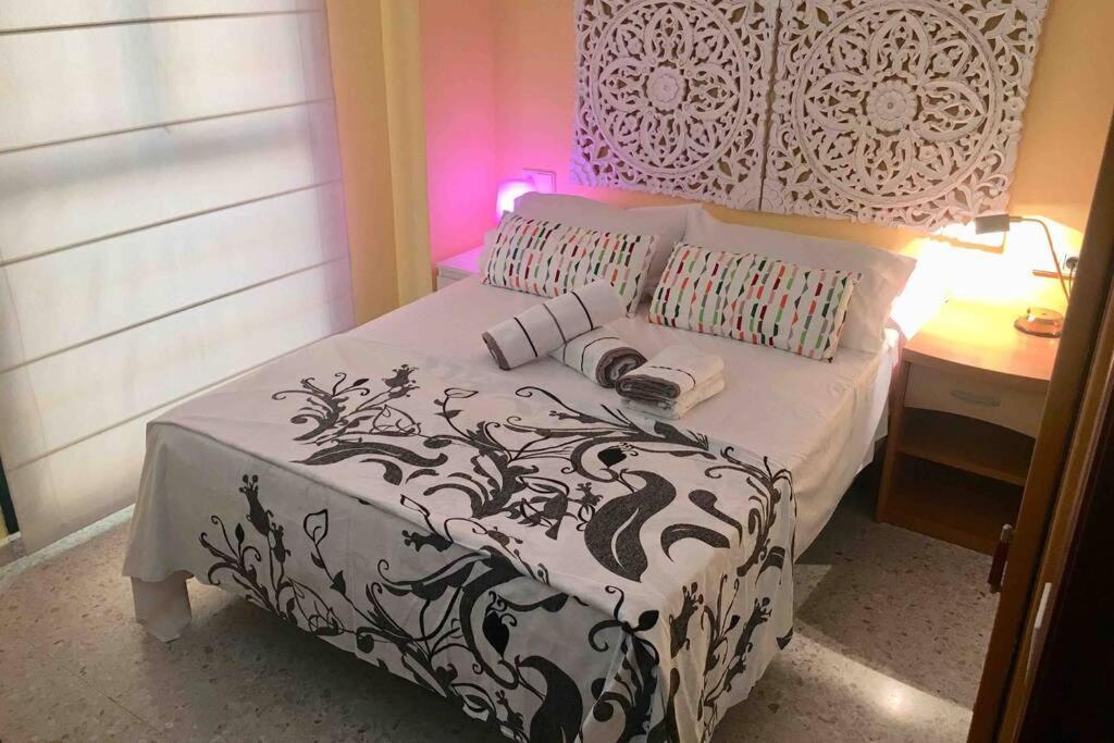 Confortable-Tranquilo Apartamento Junto Al Centro マラガ エクステリア 写真